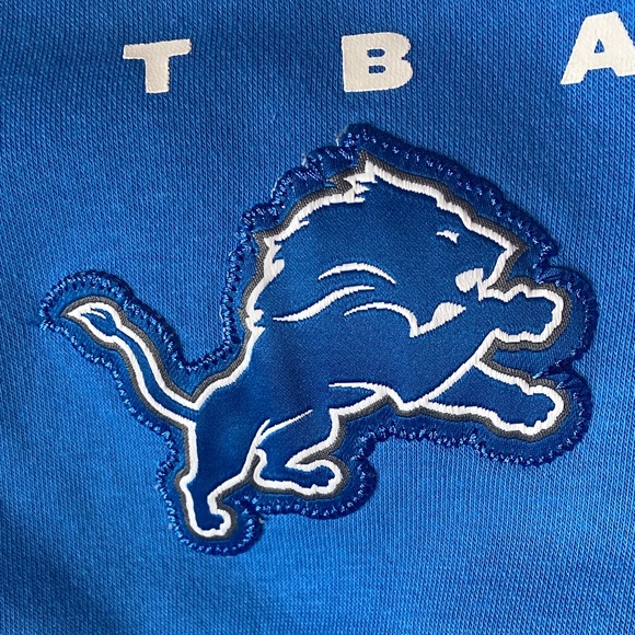 NFL Team Apparel Detroit Lions Football Crewneck Sweatshirt - Picture 3 of 7